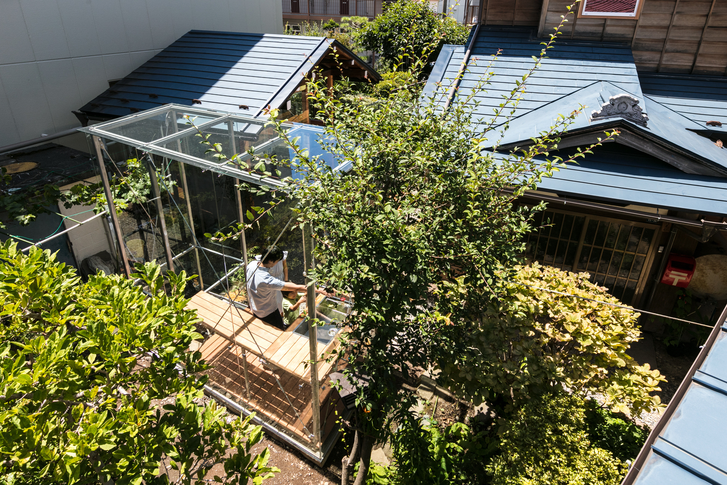 日本208平米附带六个玻璃屋的住宅---酷图编号13