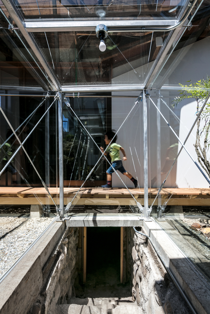 日本208平米附带六个玻璃屋的住宅---酷图编号11