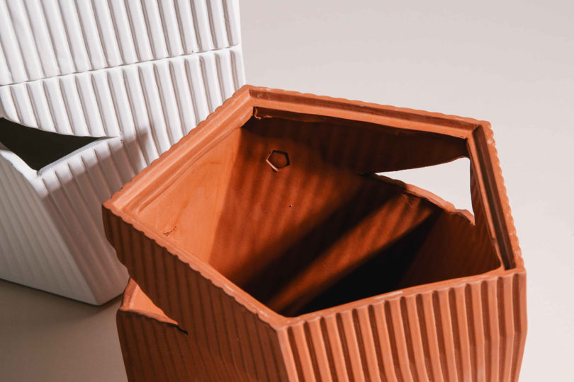 Carmen花盆设计-有带Watair灌溉系统,可使植物与水持续接触,并使根部永久充氧---酷图编号1251091