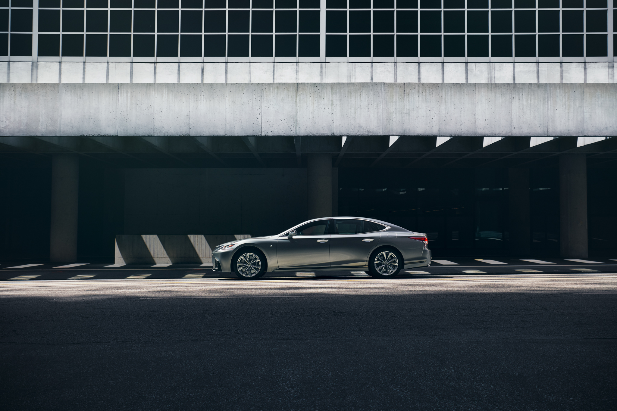 全新的雷克萨斯LS500 F Sport---酷图编号4