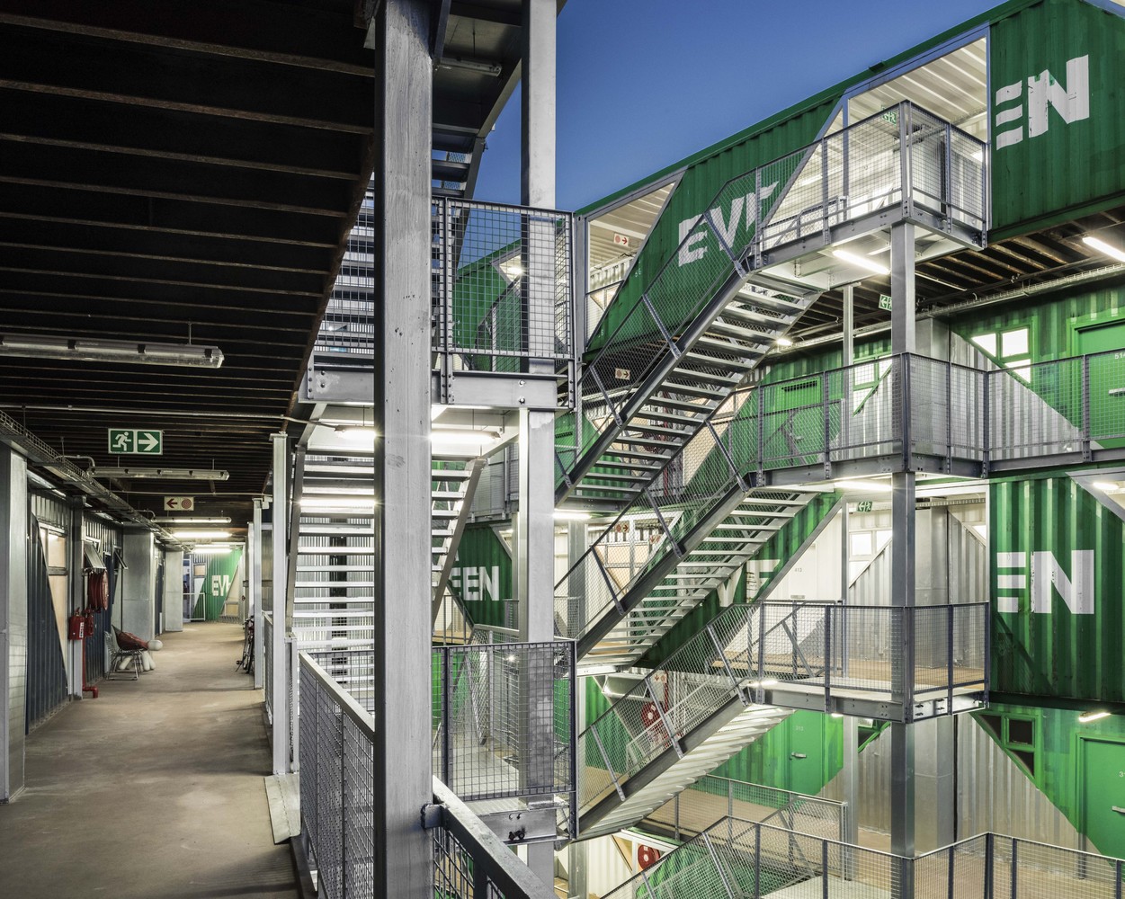 75000平方英尺的南非集装箱公寓---酷图编号1260601