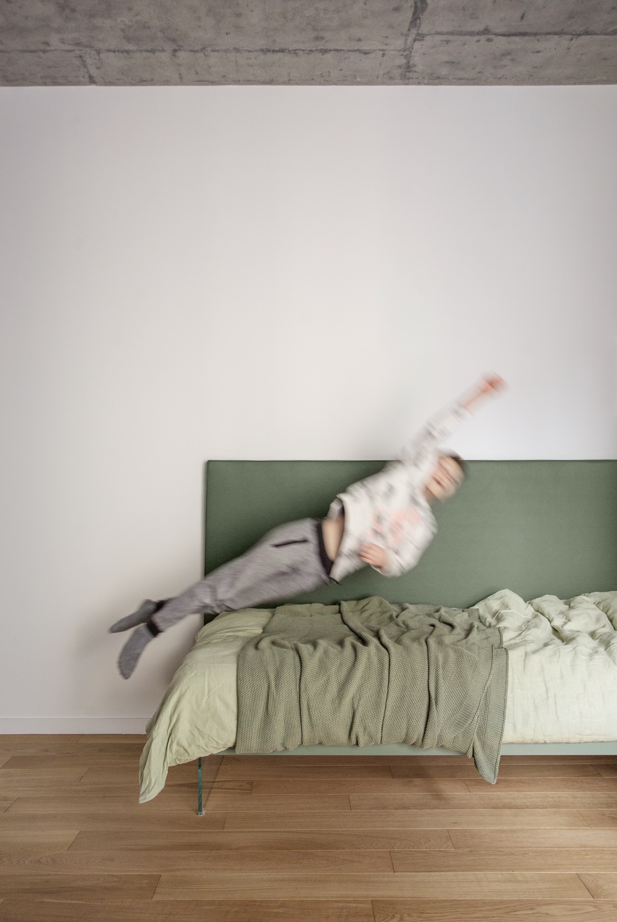 一个拥有巨大游乐区的家庭---酷图编号1264857