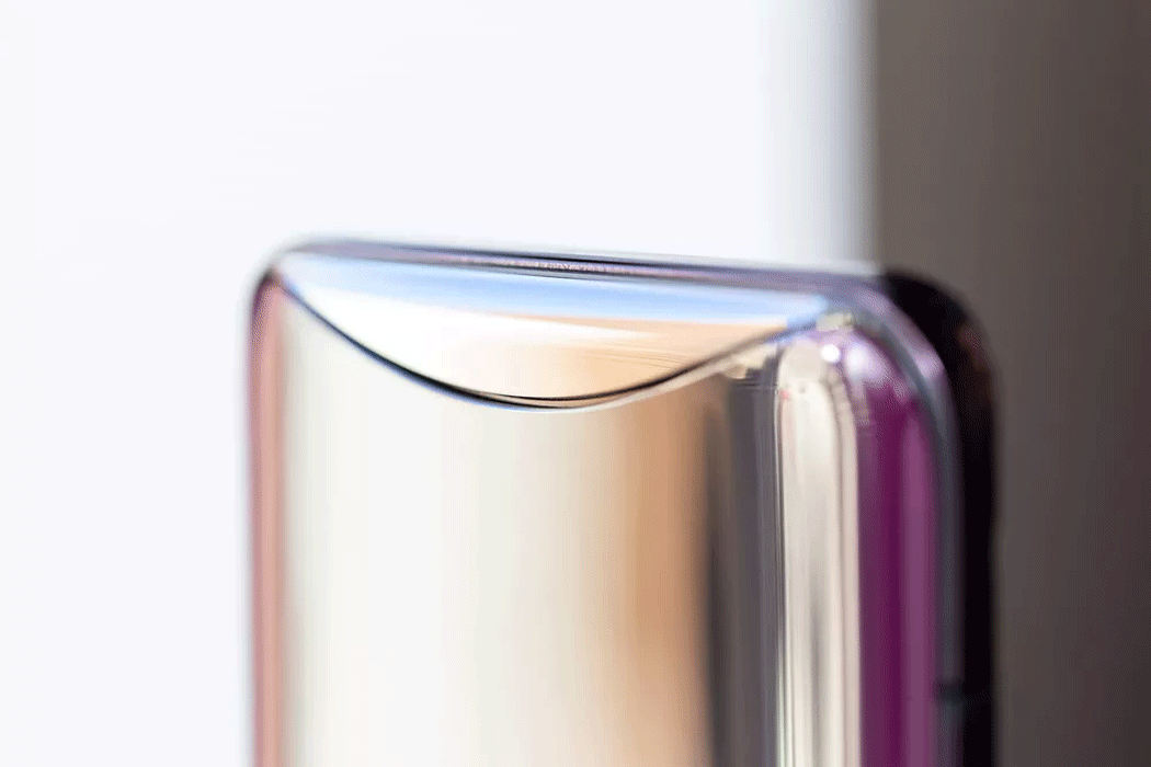 Oppo表示滑块可以在几毫秒内激活以打开前置摄像头,检测你的脸部并解锁你的手机