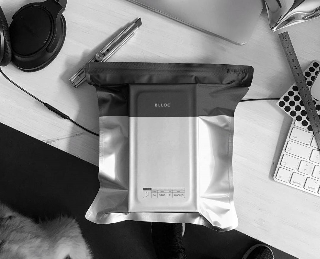 Blloc有史以来最简约全功能的智能手机---酷图编号1266026