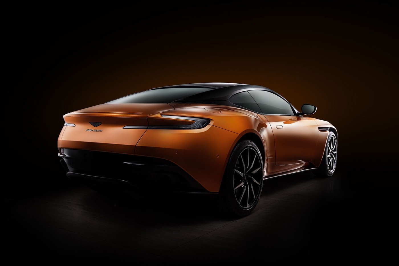 Aston Martin DB11-2019款咖啡机阿斯顿马丁跑车图片