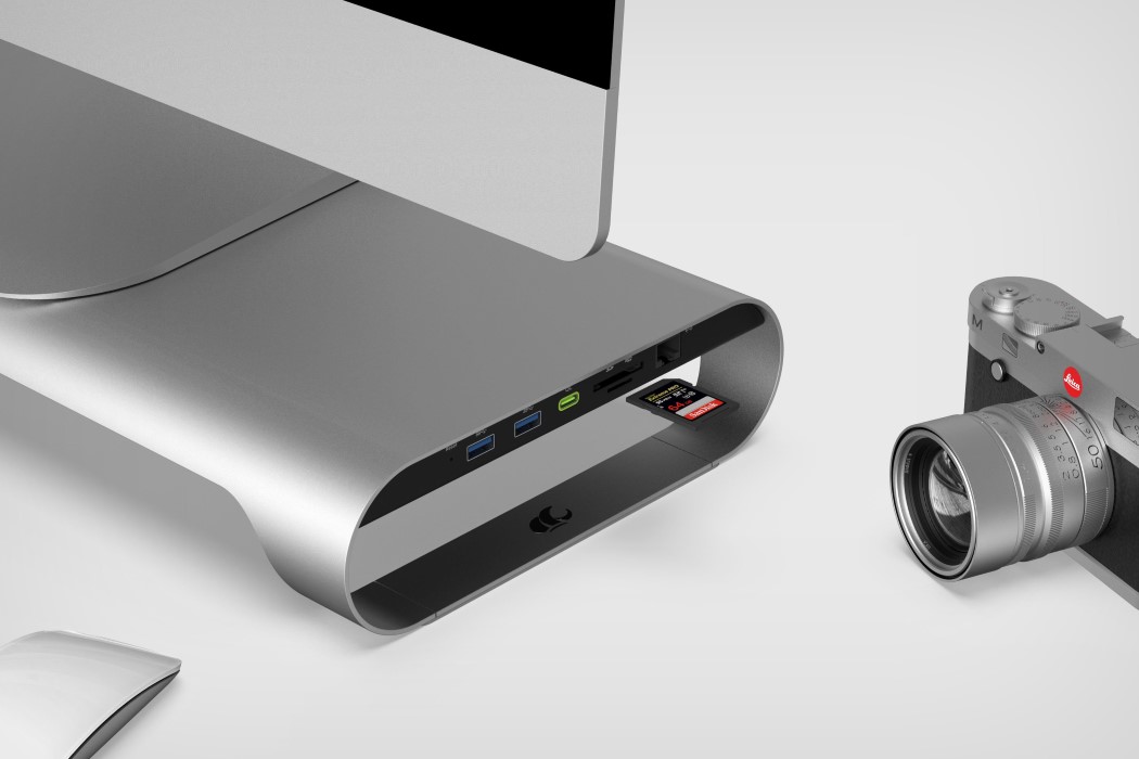 支架可帮助您以更自然的角度观看屏幕,防止疲劳和长时间工作时的颈部疼痛。此外,ProBASE X下方的空间也是有用的空间,让您在完成后将键盘和鼠标滑到它下面,让您的工作空间整洁干净