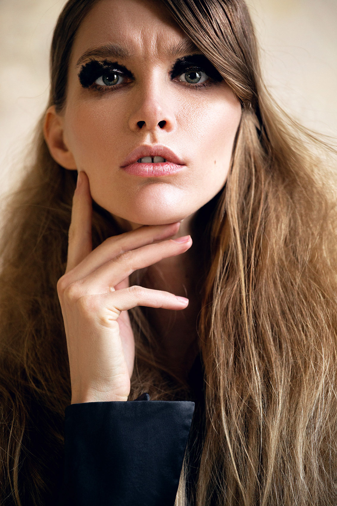 irina-伊琳娜·尼古拉耶娃-欧莱凯设计网(2008php.com)