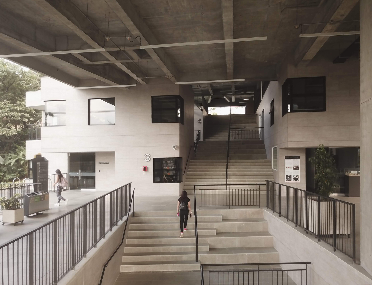 哥伦比亚EAFIT大学语言培训中心教学大楼---酷图编号1275036