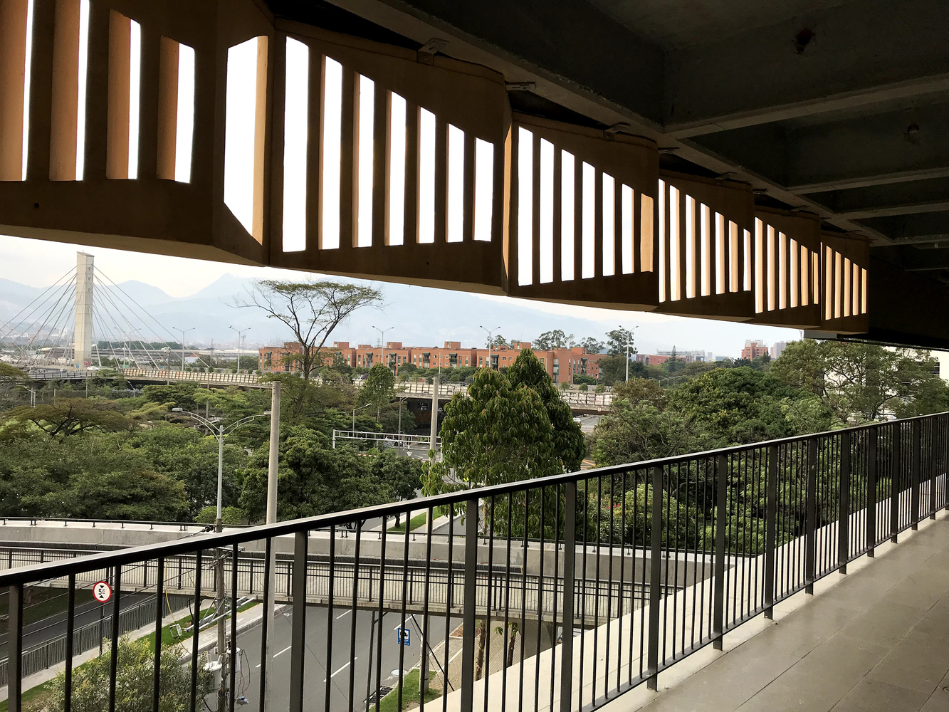 哥伦比亚EAFIT大学语言培训中心教学大楼---酷图编号1275043