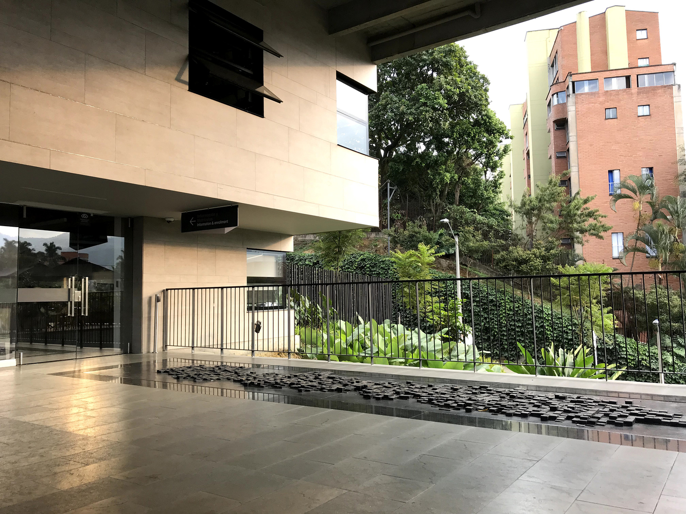 哥伦比亚EAFIT大学语言培训中心教学大楼---酷图编号1275048