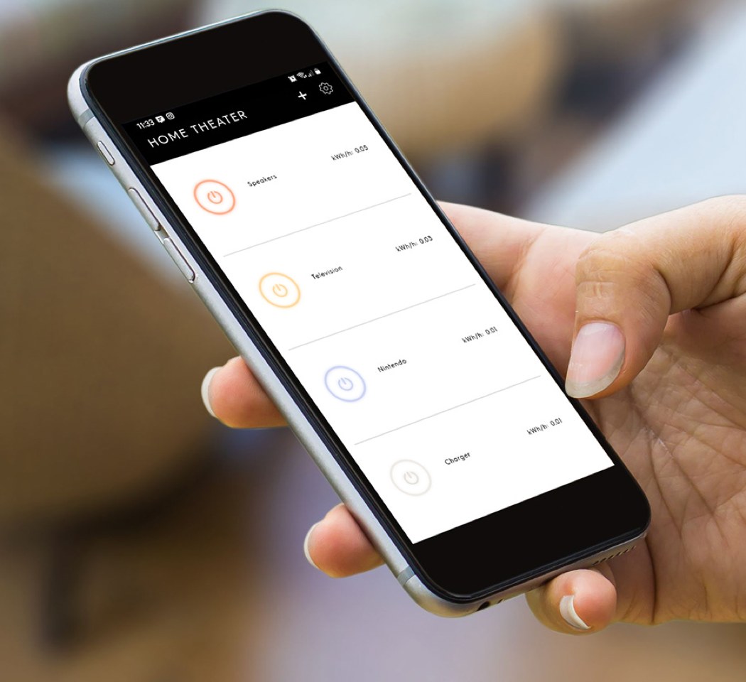 一个智能手机控制的电源板,为那些懒散的日子提供电源---酷图编号1277188