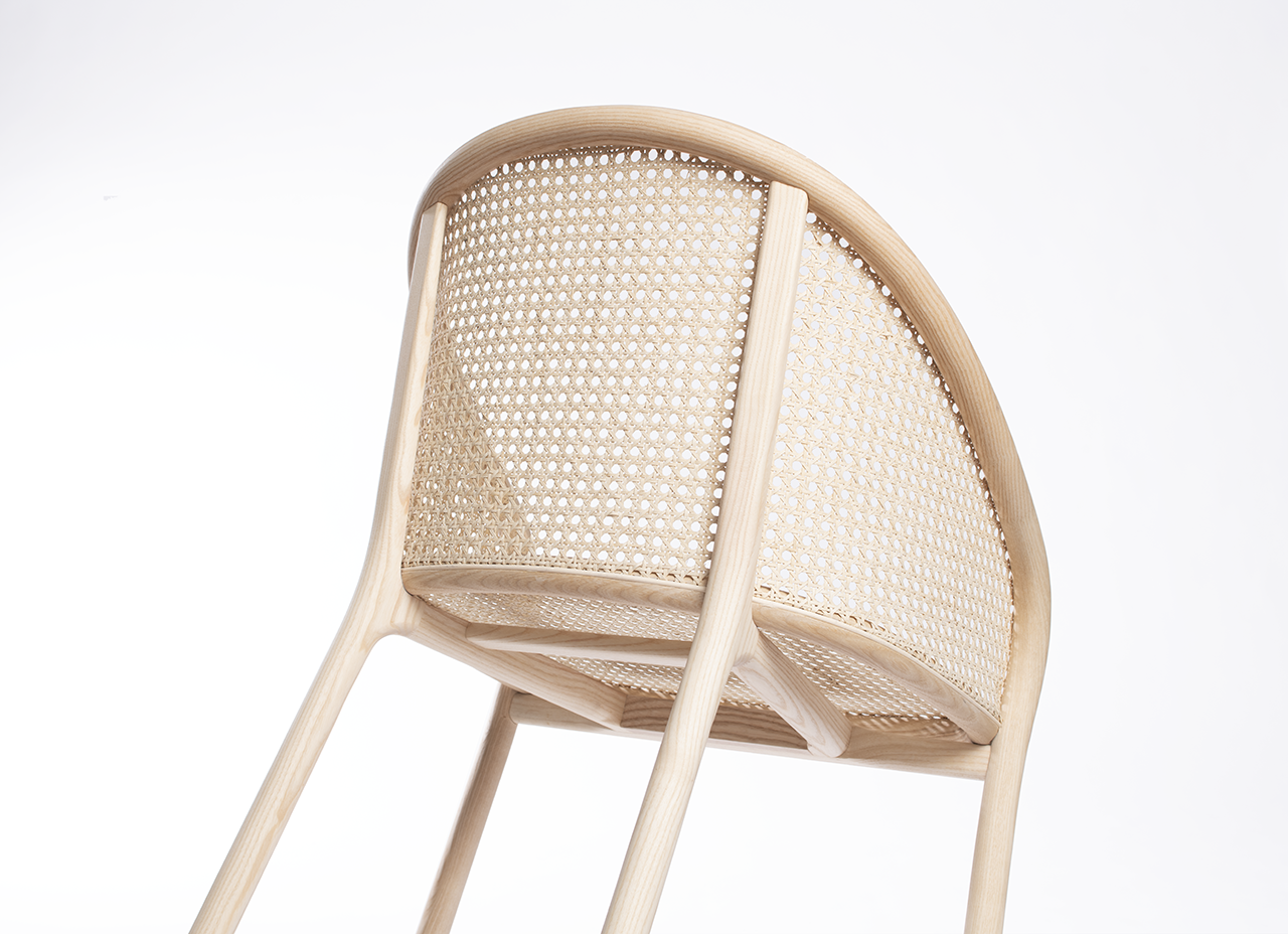 Samuel Wilkinson推出LATIS系列扶手椅---酷图编号13