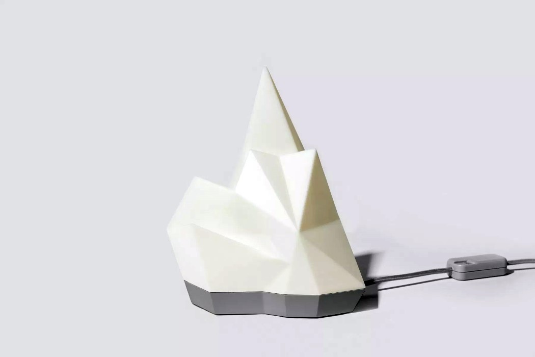 带有温暖光芒看起来很酷的灯---酷图编号2