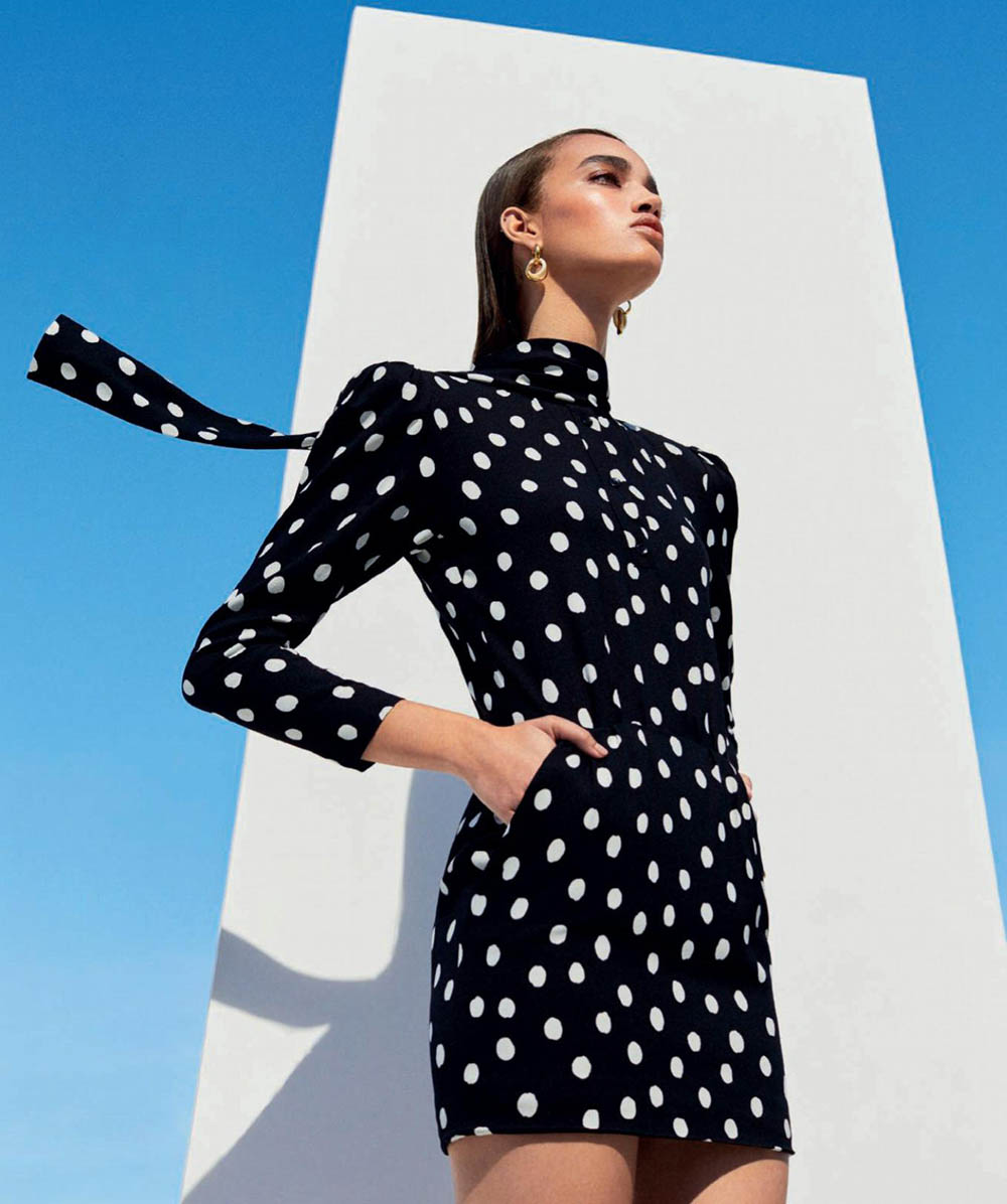 艾伦·罗莎-Harper Bazaar西班牙|-白色女性时装秀---酷图编号1