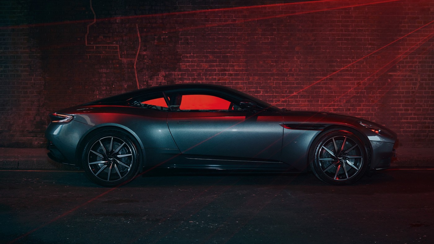 Connectivity-阿斯顿马丁图片