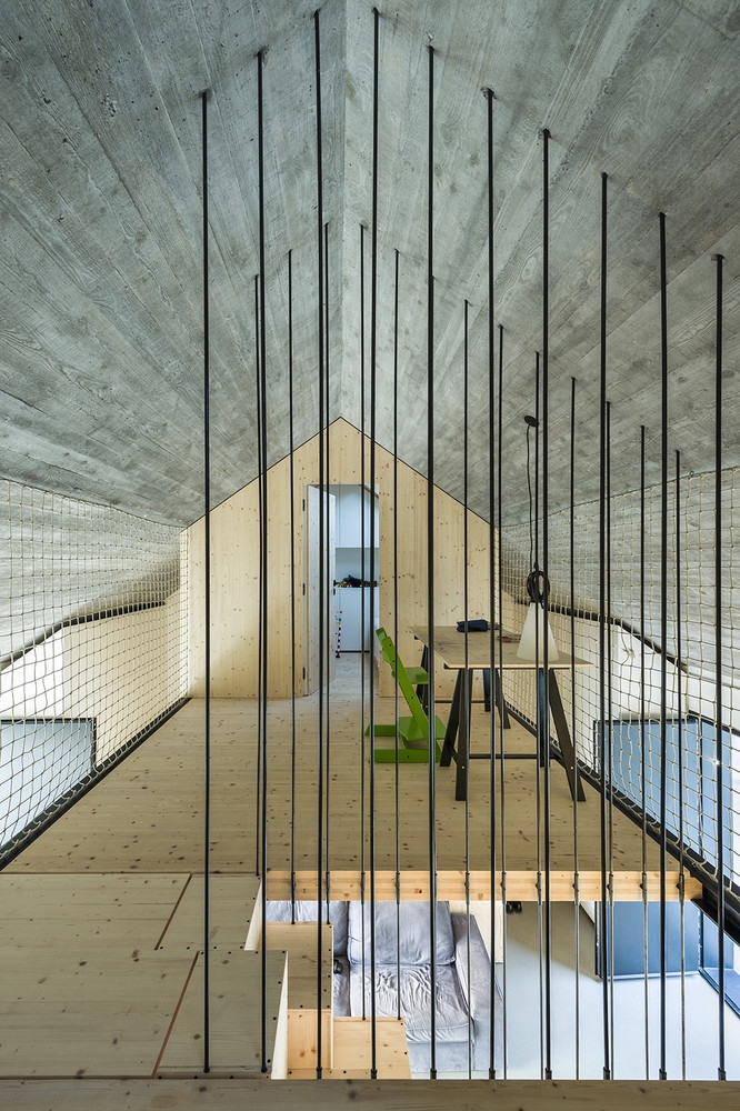 斯洛文尼亚83平米紧凑的石头屋封面大图