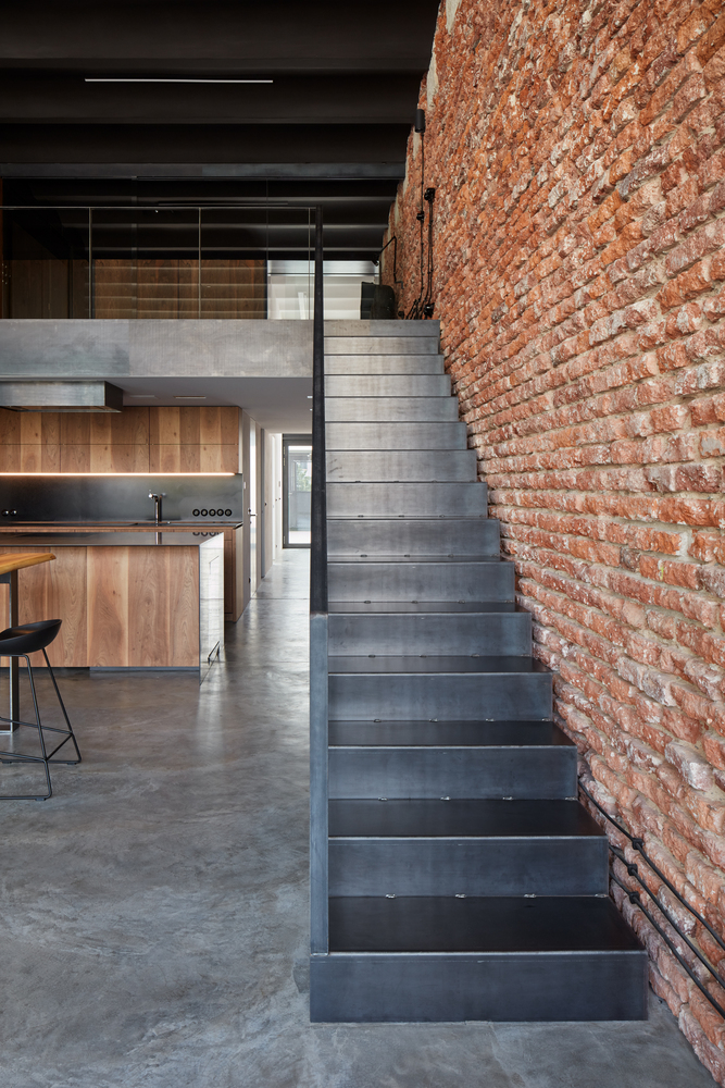 捷克老啤酒厂改造的LOFT跃层公寓---酷图编号1287808