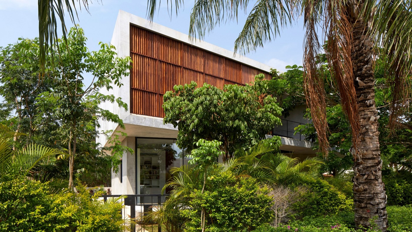 墨西哥尤卡坦半岛上的条纹别墅封面大图