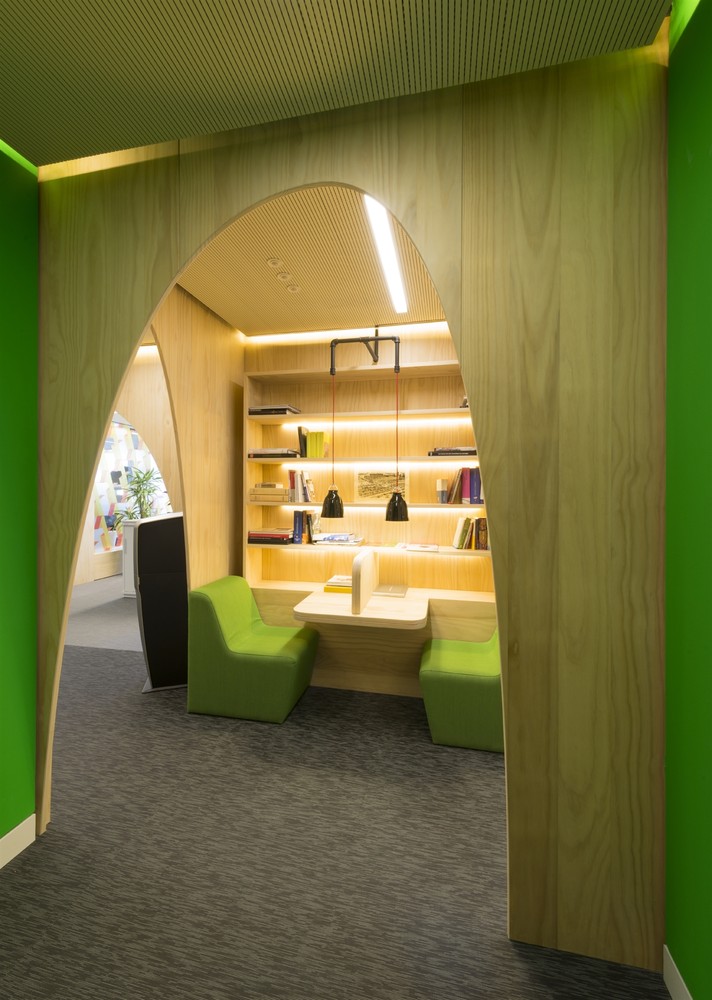 谷歌西班牙马德里办公室---酷图编号1290472