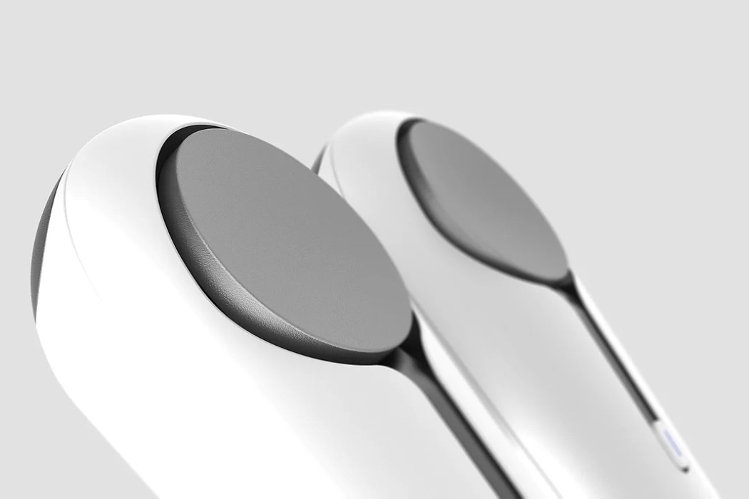 可以适应您玩手机游戏的游戏控制器图片