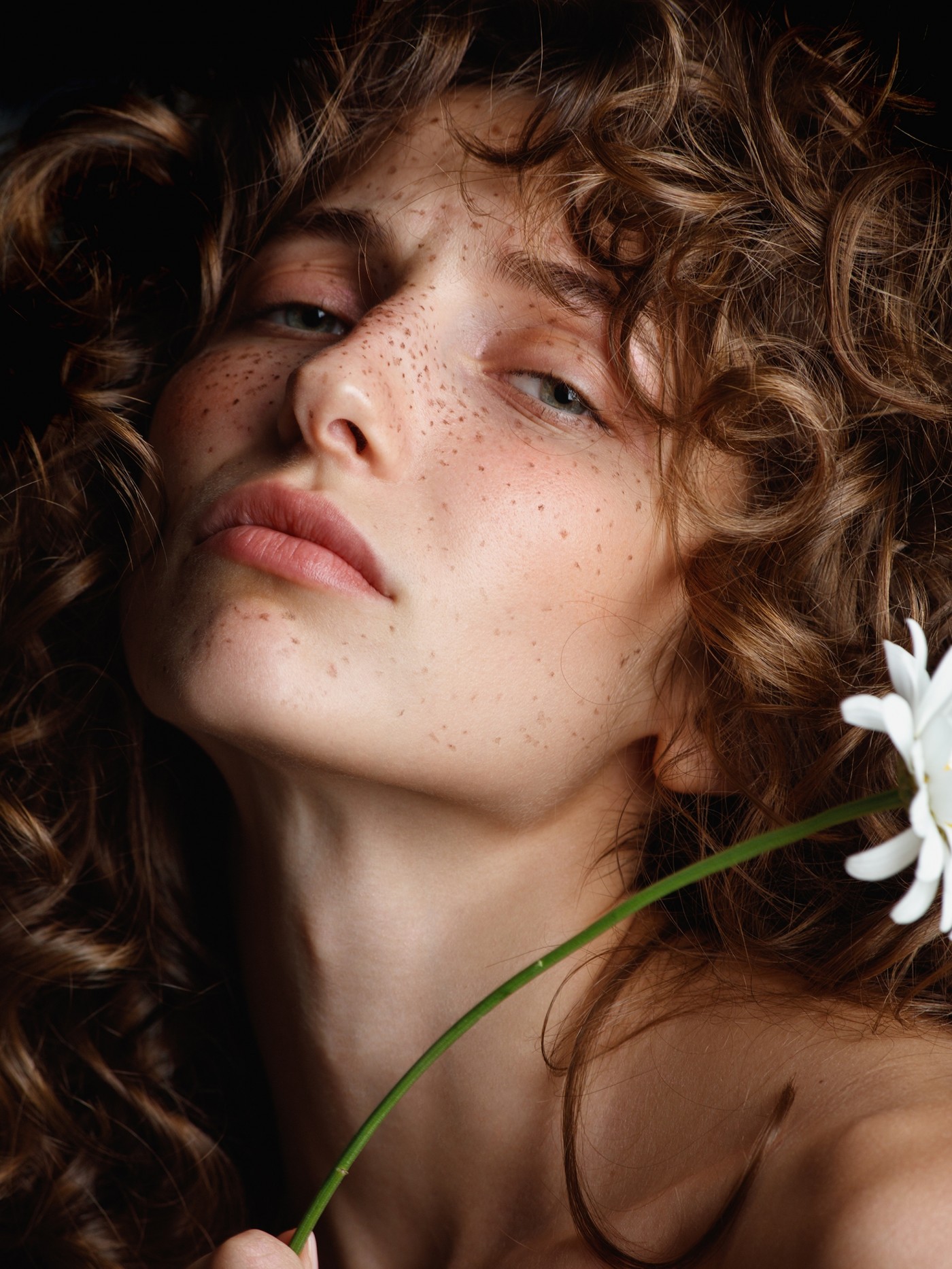 玛丽·克莱尔乌克兰-雀斑花姑娘封面大图