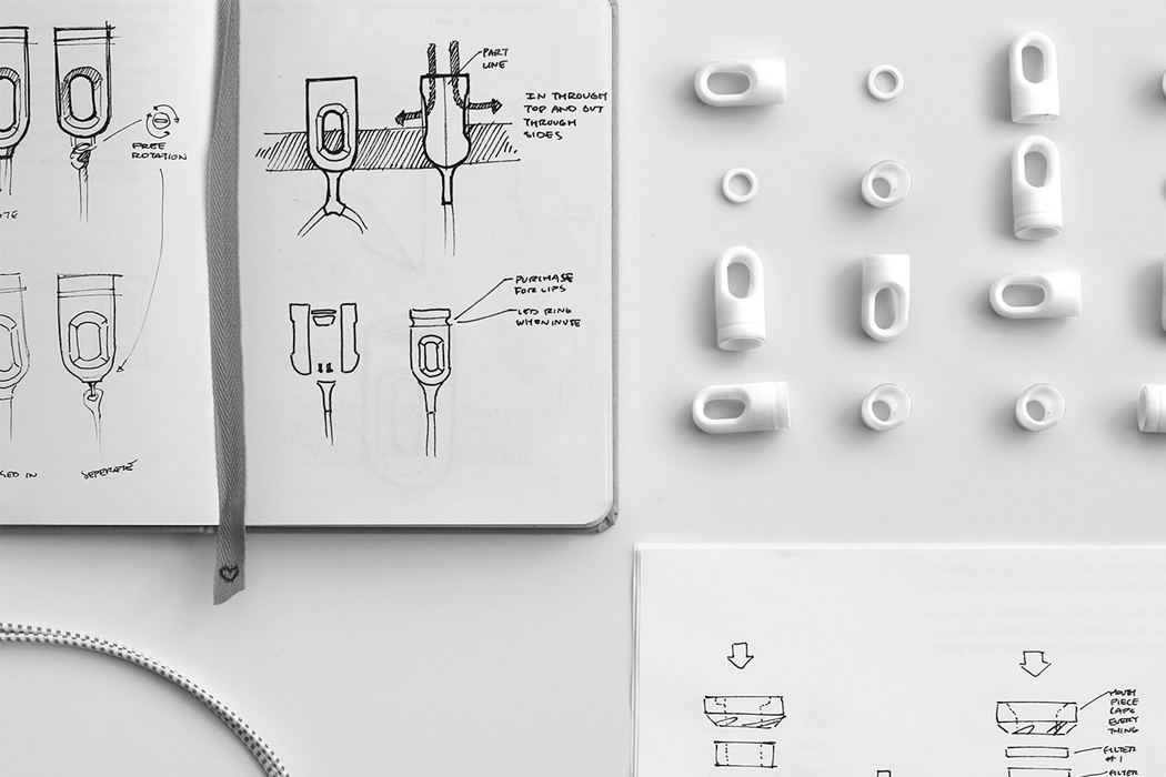 可以当作项链佩戴的空气净化器---酷图编号1294771