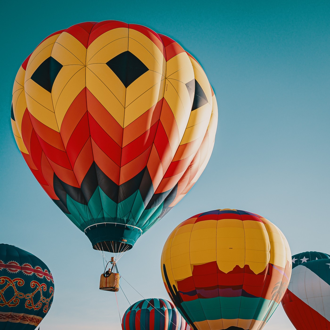 图片素材 : 热气球骑, 飞行, 天空, 俘虏气球, 袖, 颜色, 蓝色 2592x3888 - - 1366973 - 素材中国, 高清壁纸 ...