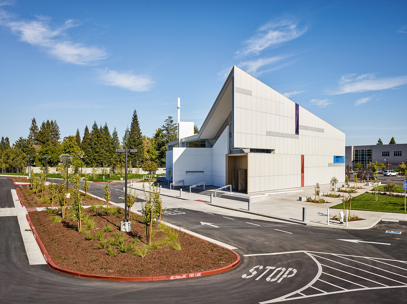 美国973平米的烈士礼拜堂---酷图编号1