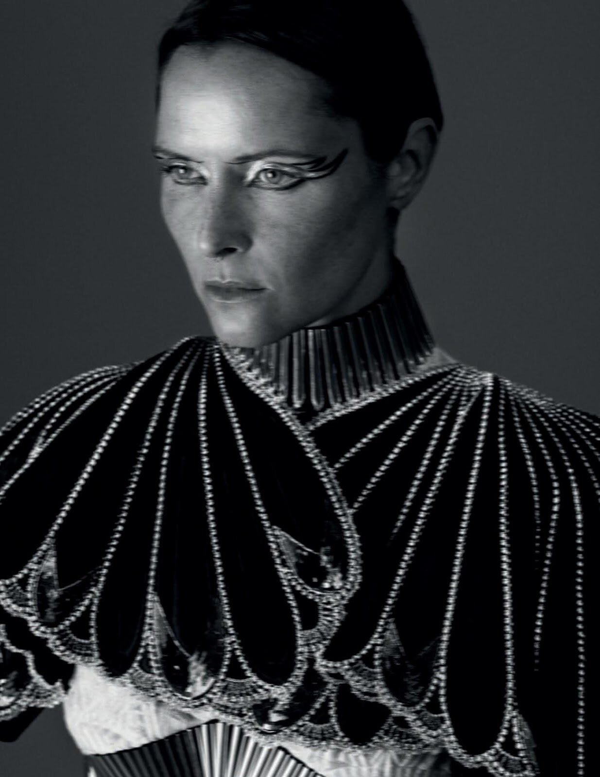 阿列克西·卢博米尔斯基(Alexi Lubomirski)为西班牙《 Vogue》杂志拍摄度假华丽礼服---酷图编号1298522