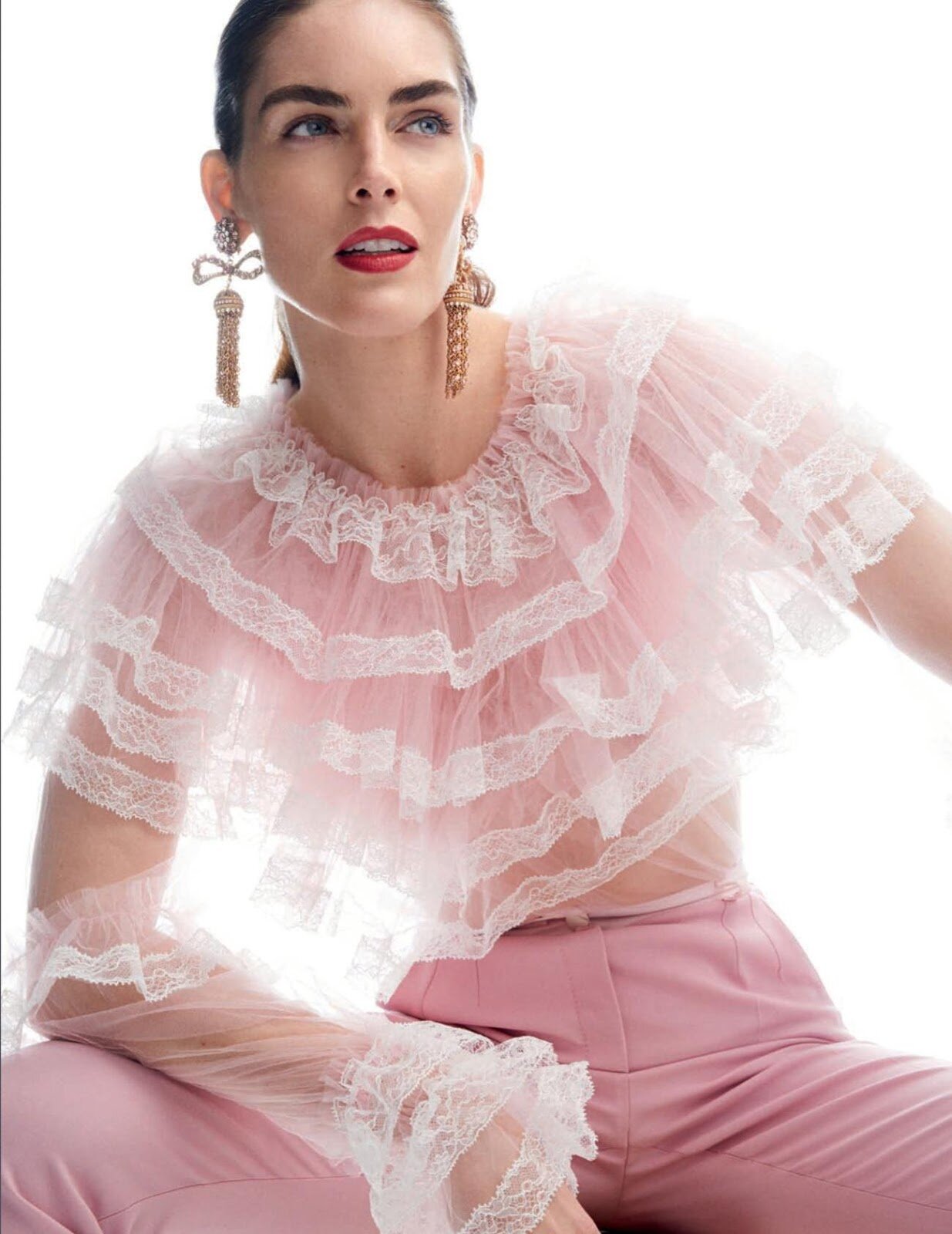 阿列克西·卢博米尔斯基(Alexi Lubomirski)为西班牙《 Vogue》杂志拍摄度假华丽礼服---酷图编号1298524