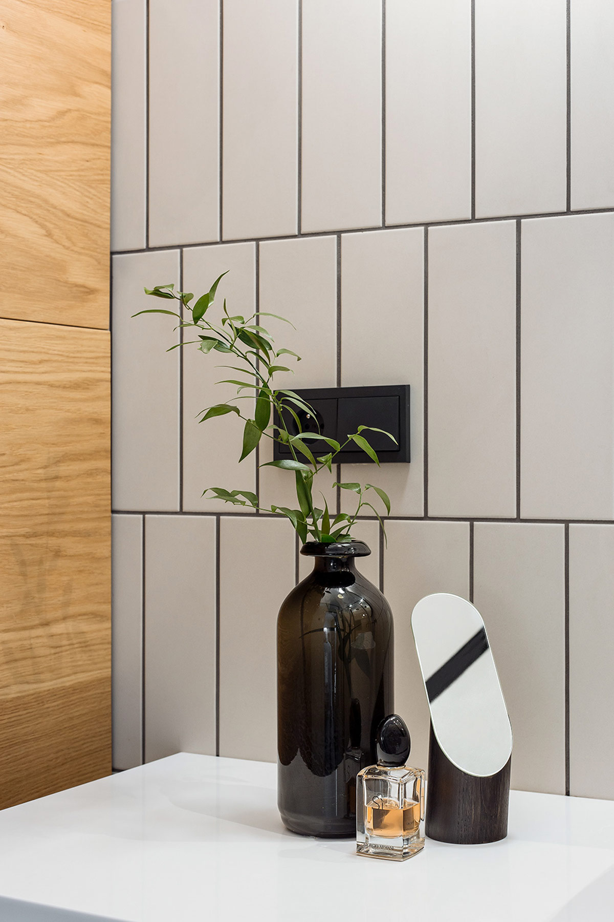 带有世纪中期现代主义风格的明亮公寓---酷图编号25