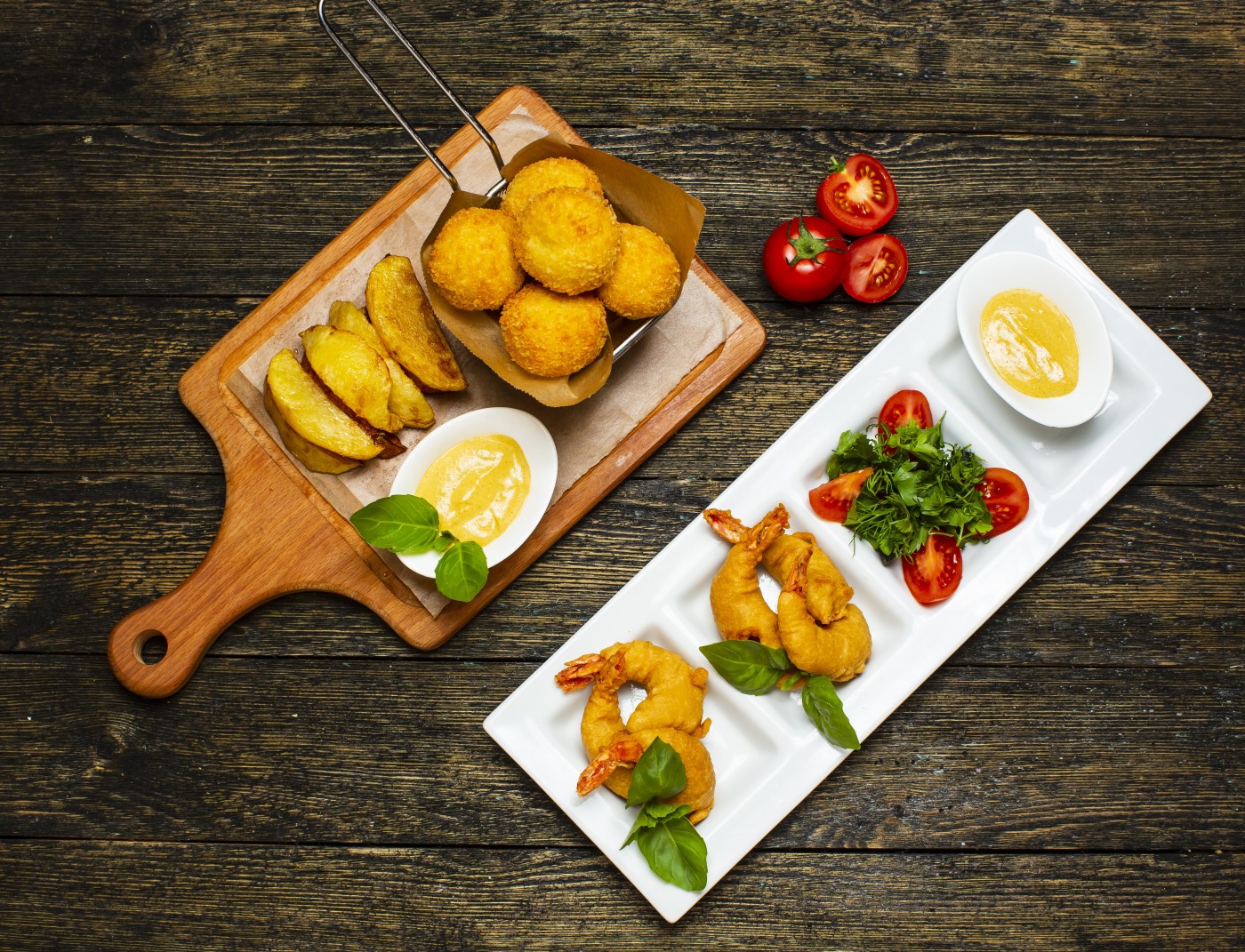 油炸虾与薯片美食图片