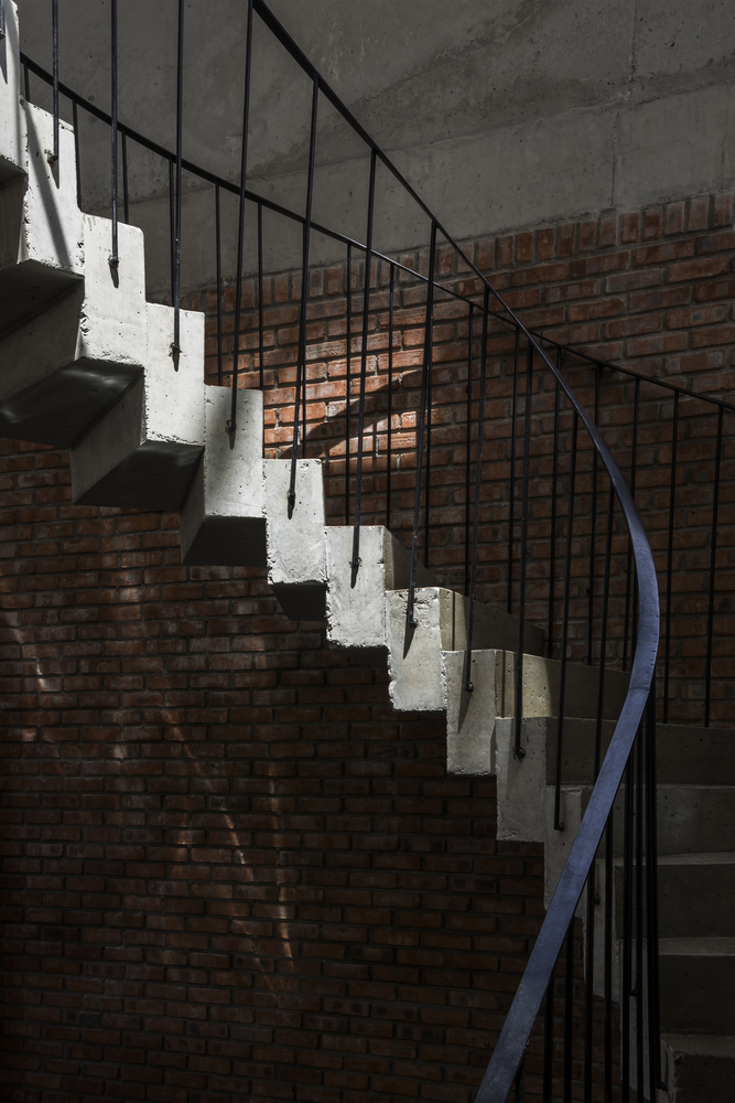 越南300平米混凝土一号宅---酷图编号1303913