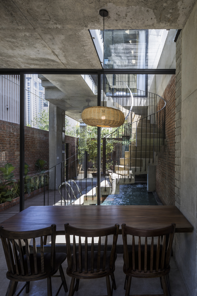 越南300平米混凝土一号宅---酷图编号1303917