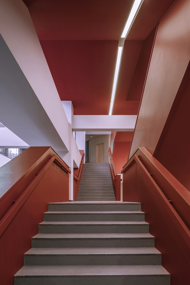 中国5000平米的清华大学第四教学楼室室内设计---酷图编号1307388