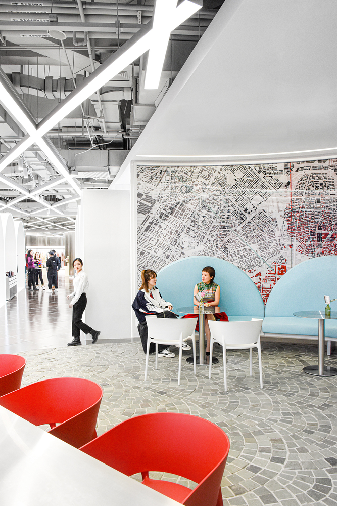 中国沈阳600平米的TGY品牌时装店集合店---酷图编号1307935