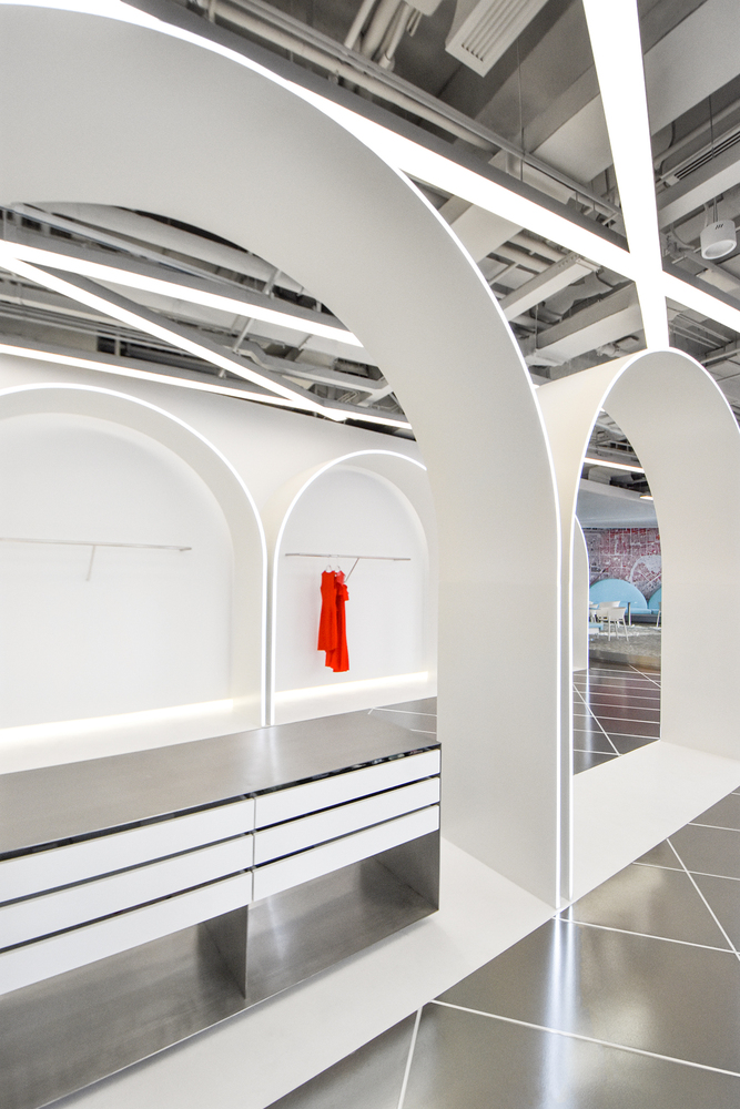 中国沈阳600平米的TGY品牌时装店集合店---酷图编号1307936