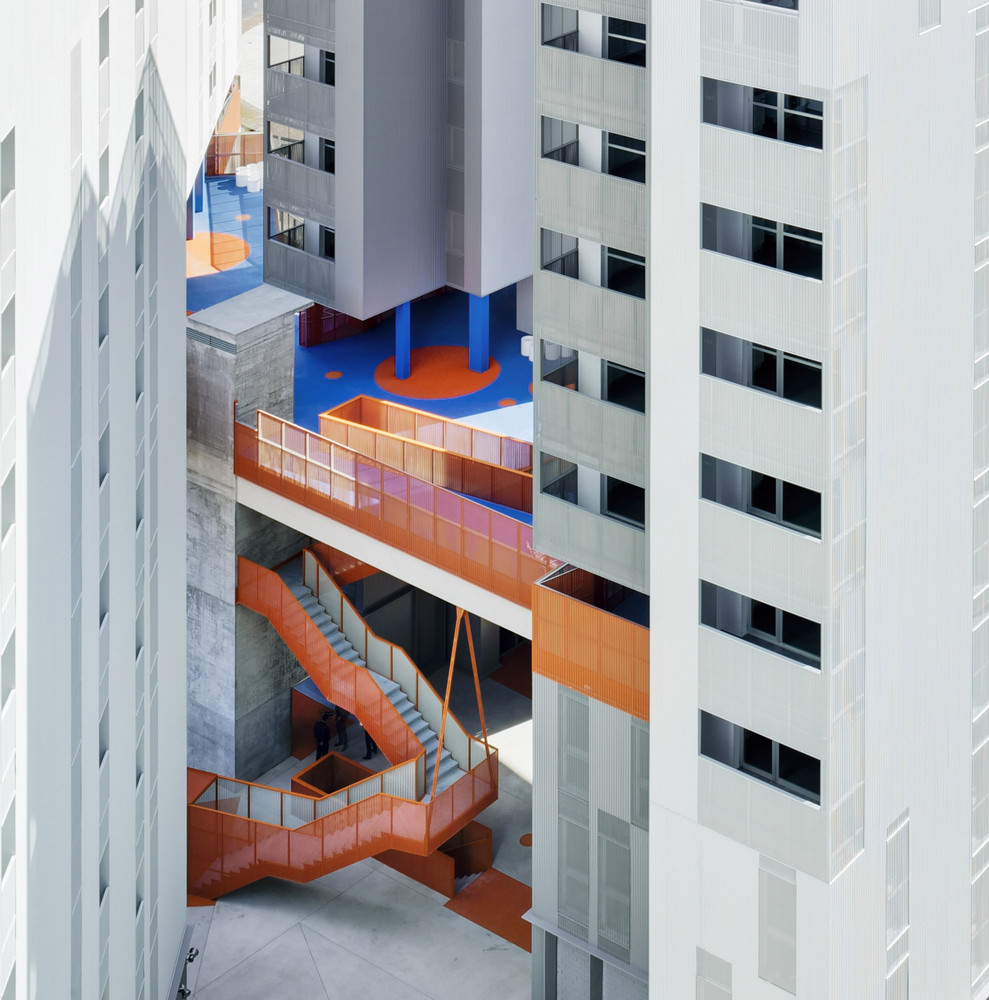 西班牙20000平米的几何住宅---酷图编号1308074