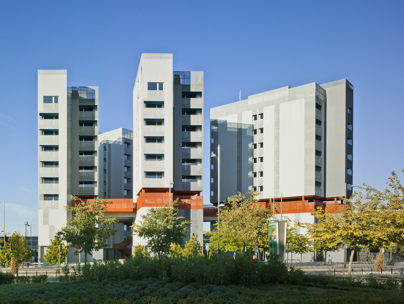 西班牙20000平米的几何住宅---酷图编号1308088