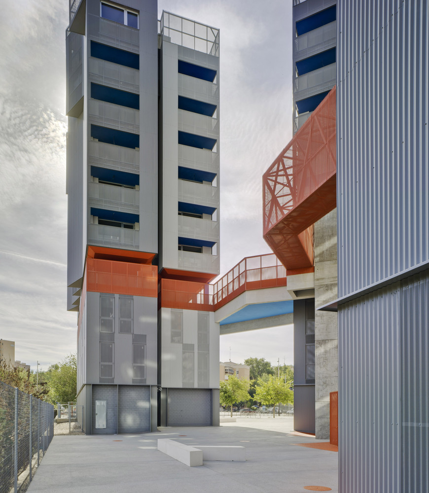 西班牙20000平米的几何住宅---酷图编号1308095