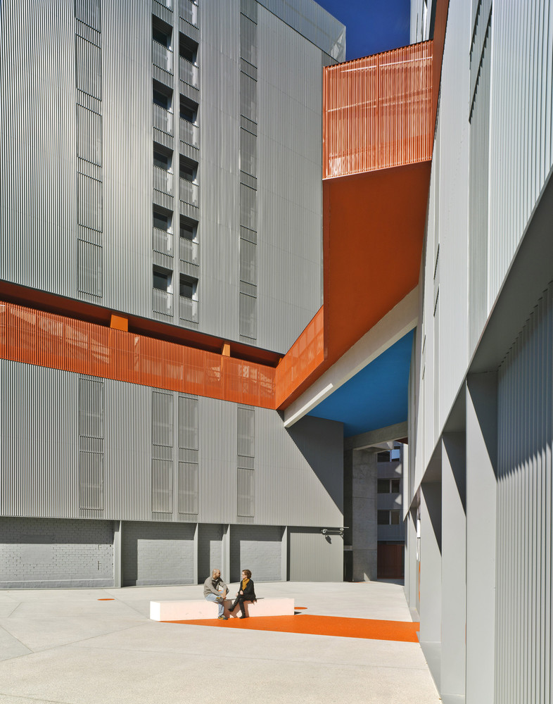 西班牙20000平米的几何住宅---酷图编号1308098