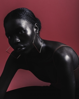 高清晰黑妞壁纸