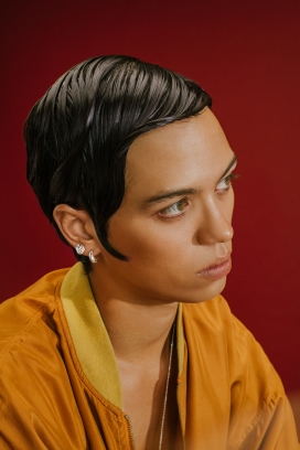 ORA-C – LM Chabot-珠宝首饰人像广告