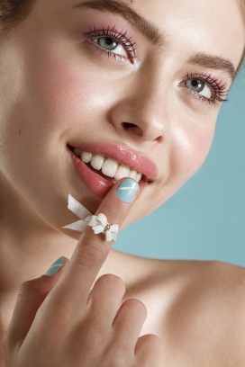 T W I S T-蓝色印象