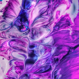 炫彩的紫色抽象液态图