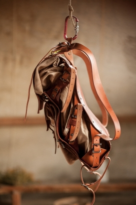 Bbackpack-皮质背包