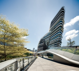 Zaha Hadid的创新大厦