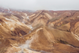 冰岛上的单线自行车运动