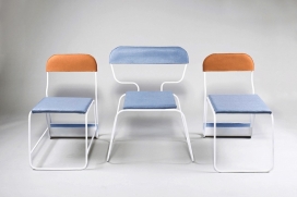 由3张单独椅子堆叠在一起组成的社交椅子