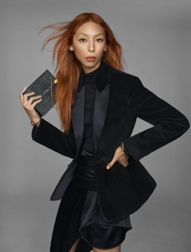 伊莎·里什-VOGUE-以现代风格设计的女装包包